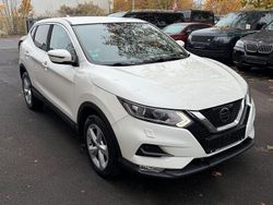 Weiß Gebraucht 2017 Nissan Qashqai Acenta SUV | 12.900 € (Guter Preis)