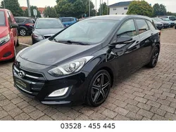 Schwarz Gebraucht 2016 Hyundai i30 Kombi | 8.450 € (Guter Preis)