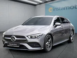 Grau Gebraucht 2022 Mercedes CLA200 Limousine | 30.499 € (Etwas zu teuer)