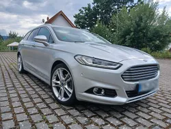 Silber Gebraucht 2015 Ford Mondeo Titanium Kombi | 12.200 € (Fairer Preis)