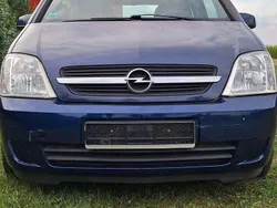 Blau Gebraucht 2005 Opel Meriva Van / Kleinbus | 1.650 € (Fairer Preis)