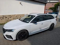 Weiß Gebraucht 2021 Skoda Octavia RS Kombi | 30.000 € (Guter Preis)
