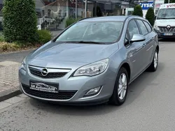 Silber Gebraucht 2011 Opel Astra Edition Kombi | 2.200 € (Superpreis)