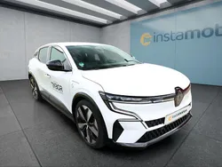 Weiß Gebraucht 2022 Renault Mégane Limousine | 25.449 € (Fairer Preis)