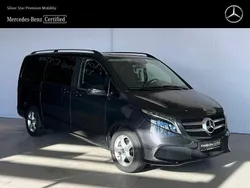 Grau Gebraucht 2023 Mercedes V250 Avantgarde Van / Kleinbus | 71.282 €