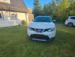 Weiß Gebraucht 2014 Nissan Qashqai 360º SUV | 11.800 € (Guter Preis)