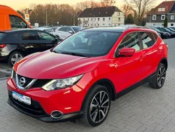 Rot Gebraucht 2016 Nissan Qashqai 360º SUV | 13.999 € (Fairer Preis)