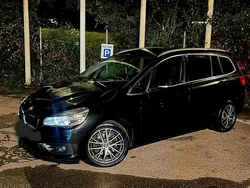 Schwarz Gebraucht 2016 BMW 218 Kombi | 10.500 €