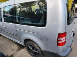 Silber Gebraucht 2011 VW Caddy Van / Kleinbus | 14.900 €