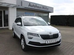 Weiß Gebraucht 2022 Skoda Karoq Style SUV | 29.890 € (Fairer Preis)