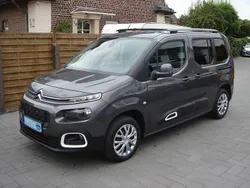 Grau Gebraucht 2019 Citroën Berlingo Shine Van / Kleinbus | 18.980 € (Fairer Preis)