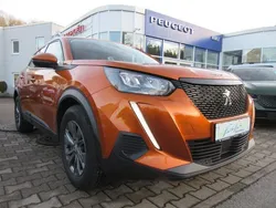 Orange Gebraucht 2020 Peugeot 2008 Active SUV | 15.390 € (Fairer Preis)