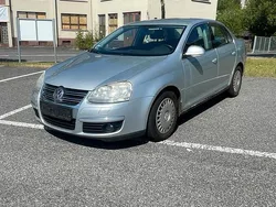 Silber Gebraucht 2006 VW Jetta Limousine | 2.990 € (Etwas zu teuer)