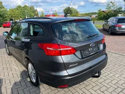 Grau Gebraucht 2016 Ford Focus Trend Limousine | 4.400 € (Etwas zu teuer)