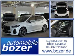 Weiß Gebraucht 2023 BMW 218 Active Tourer M Sport Van / Kleinbus | 30.990 € (Fairer Preis)