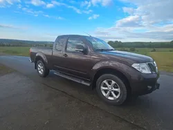 Braun Gebraucht 2014 Nissan Navara Abholung | 16.900 € (Fairer Preis)