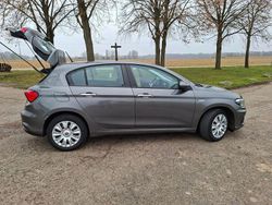 Grau Gebraucht 2017 Fiat Tipo Easy Limousine | 6.249 € (Guter Preis)