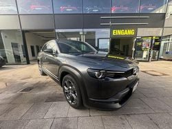 Grau Gebraucht 2021 Mazda MX30 Touring SUV | 15.400 € (Fairer Preis)