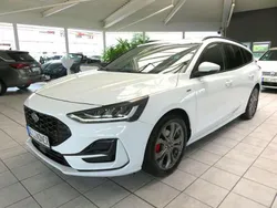 Andere Gebraucht 2023 Ford Focus Limousine | 20.770 € (Guter Preis)
