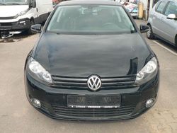 Schwarz Gebraucht 2012 VW Golf VI Match Limousine | 5.300 € (Superpreis)