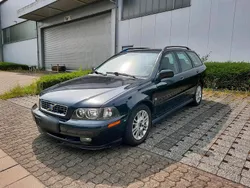 Schwarz Gebraucht 2004 Volvo V40 Kombi | 1.490 €