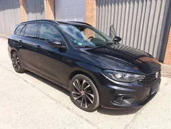 Schwarz Gebraucht 2019 Fiat Tipo S Kombi | 11.699 € (Fairer Preis)