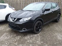 Schwarz Gebraucht 2017 Nissan Qashqai Acenta SUV | 13.900 € (Fairer Preis)