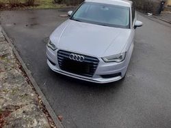 Silber Gebraucht 2014 Audi A3 Ambition Limousine | 15.499 € (Fairer Preis)