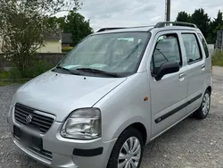 Silber Gebraucht 2001 Suzuki Wagon R Kleinwagen | 2.499 €