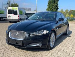 Schwarz Gebraucht 2011 Jaguar XF Limousine | 7.890 € (Teuer)