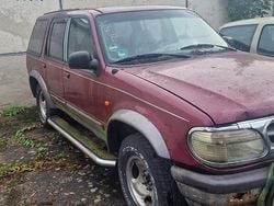 Gebraucht 2001 Ford Explorer SUV | 500 €