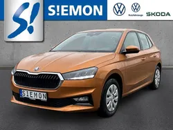 Orange Gebraucht 2024 Skoda Fabia Selection Limousine | 19.930 € (Guter Preis)