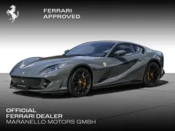 Grau Gebraucht 2019 Ferrari 812 Coupé | 322.780 € (Etwas zu teuer)