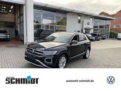 Deep black perleffekt Gebraucht 2024 VW T-Roc Style SUV | 26.498 € (Guter Preis)