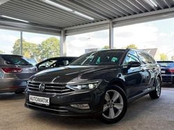 Grau Gebraucht 2022 VW Passat Business Kombi | 23.490 € (Guter Preis)