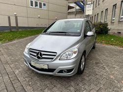 Silber Gebraucht 2010 Mercedes B200 Van / Kleinbus | 6.450 € (Guter Preis)