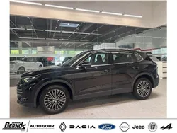 Deep black perleffekt Gebraucht 2024 VW Tiguan IQ Drive SUV | 37.950 € (Fairer Preis)