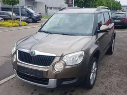Matobraun metallic Gebraucht 2012 Skoda Yeti Ambition SUV | 6.200 € (Guter Preis)