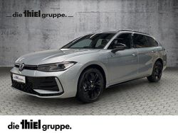 Silber Gebraucht 2024 VW Passat Style Kombi | 44.885 € (Fairer Preis)