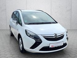 Weiß Gebraucht 2013 Opel Zafira Tourer Active Van / Kleinbus | 8.490 € (Superpreis)