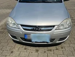 Silber Gebraucht 2006 Opel Corsa Kleinwagen | 2.600 € (Guter Preis)