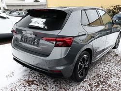 Graphite grau metallic / dach: s graphite grau metallic / dach: s Gebraucht 2024 Skoda Fabia Monte Carlo Limousine | 23.545 € (Fairer Preis)