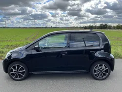 Schwarz Gebraucht 2021 VW e-up! United Kleinwagen | 15.200 € (Fairer Preis)