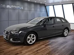 Grau Gebraucht 2023 Audi A4 Advanced Plus Kombi | 28.750 € (Guter Preis)