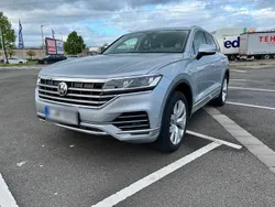 Silber Gebraucht 2019 VW Touareg SUV | 49.900 €