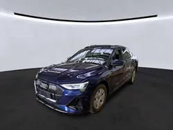Navarrablau metallic Gebraucht 2022 Audi e-tron Sportback S-Line SUV | 40.415 € (Guter Preis)