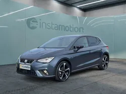 Grau Gebraucht 2024 Seat Ibiza FR Limousine | 20.895 € (Fairer Preis)