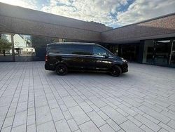 Schwarz Gebraucht 2019 Mercedes V300 Avantgarde Edition Van / Kleinbus | 55.000 €