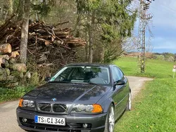 Grau Gebraucht 2002 BMW 320 Sport Line Coupé | 10.000 € (Teuer)