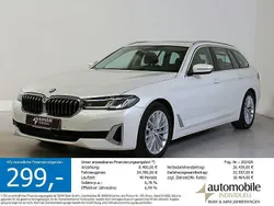 Mineralweiss metallic Gebraucht 2021 BMW 530 Luxury Line Kombi | 34.740 € (Guter Preis)
